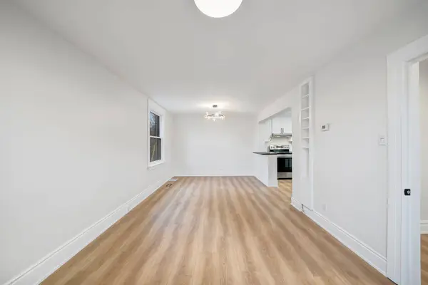 73 Peter ST, Hamilton, ON L8R 1T4