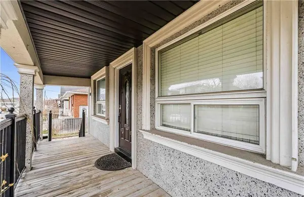 103 Edinburgh AVE, Hamilton, ON L8H 2C6