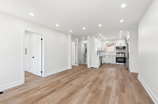 63 Chester RD, Hamilton, ON L8E 1Y1