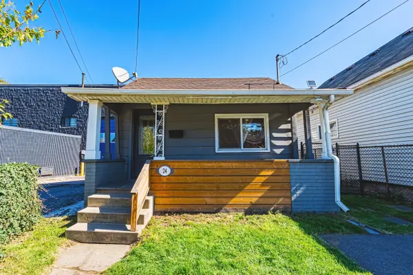 24 Rowanwood ST