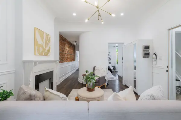 46 Murray ST E, Hamilton, ON L8L 3E9