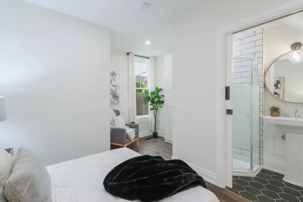 46 Murray ST E, Hamilton, ON L8L 3E9