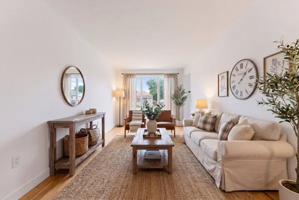 805 Tate AVE, Hamilton, ON L8H 6M1