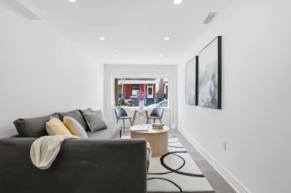 68 Magill ST, Hamilton, ON L8R 2Y5