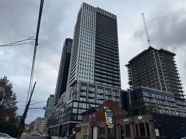 91 John ST N #1502, Hamilton, ON L8R 1H7