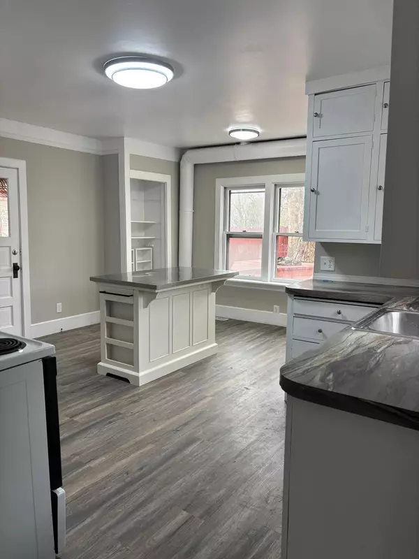 718 4th ST N, Stillwater, MN 55082