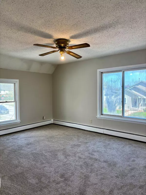 618 3rd AVE S, South Saint Paul, MN 55075