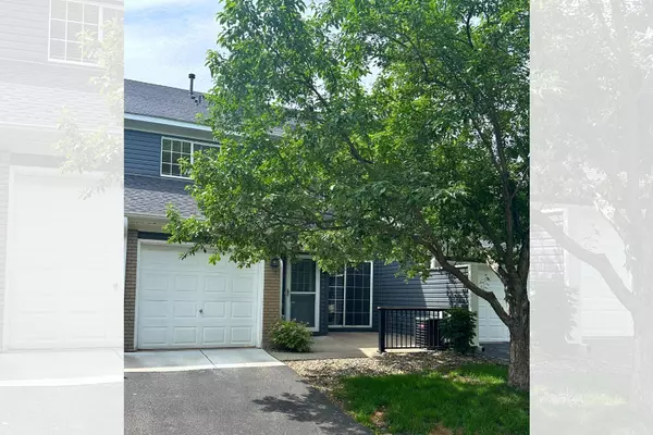 1865 Donegal DR #3, Woodbury, MN 55125