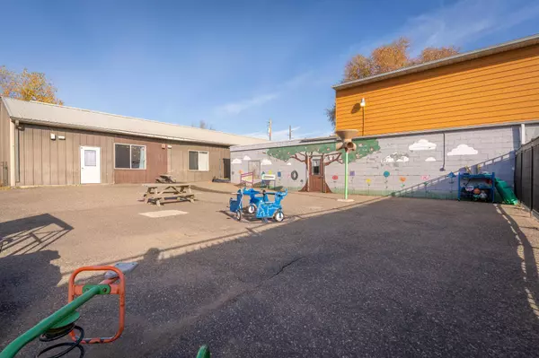 1111 N Knowles AVE, New Richmond, WI 54017