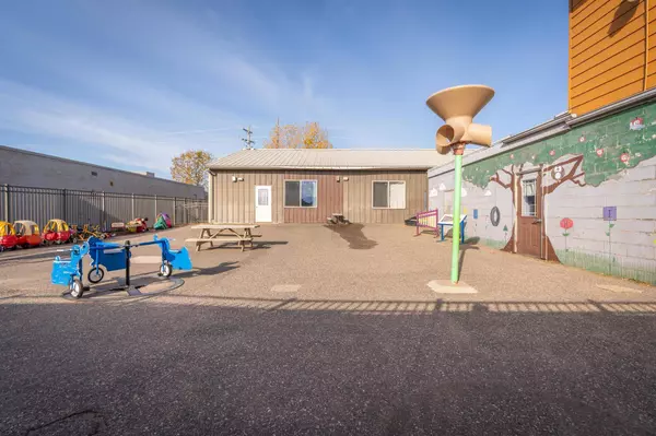 1111 N Knowles AVE, New Richmond, WI 54017