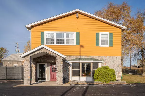 1111 N Knowles AVE, New Richmond, WI 54017