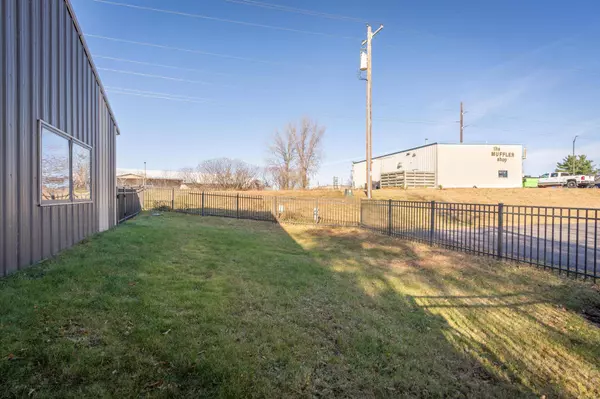 1111 N Knowles AVE, New Richmond, WI 54017