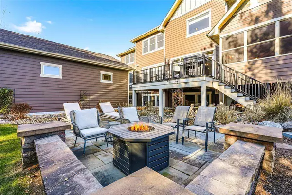 741 Mount Curve, Troy Twp, WI 54016