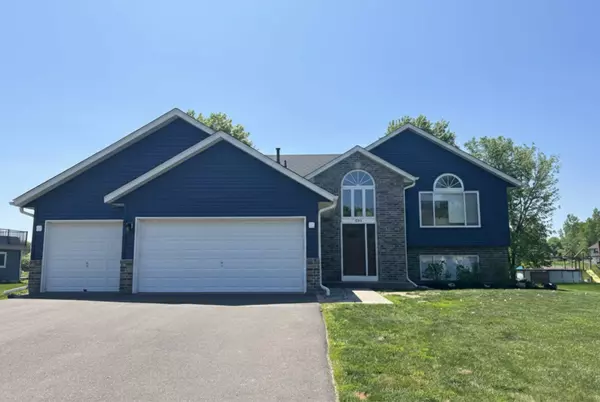 230 Pintail DR, Hammond, WI 54015