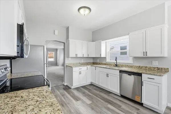 1121 2nd ST, Hudson, WI 54016