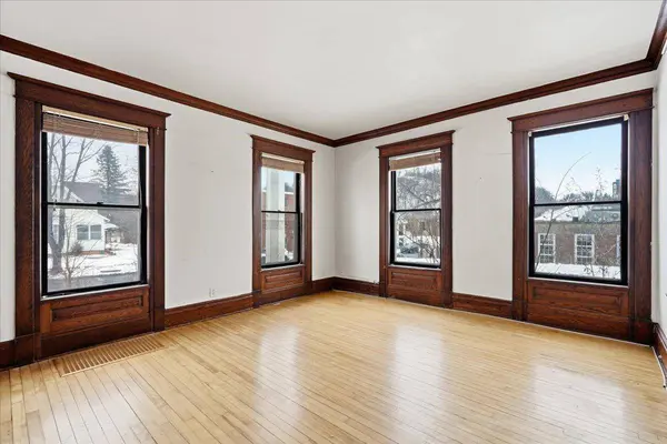 617 3rd ST, Hudson, WI 54016