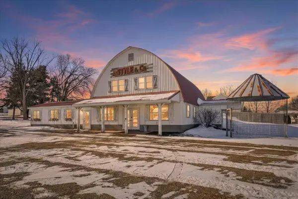 1813 11th AVE, Baldwin, WI 54002