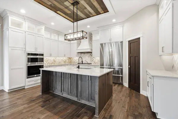 1397 Fox Ridge Trail, Hudson, WI 54016