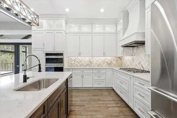 1397 Fox Ridge Trail, Hudson, WI 54016