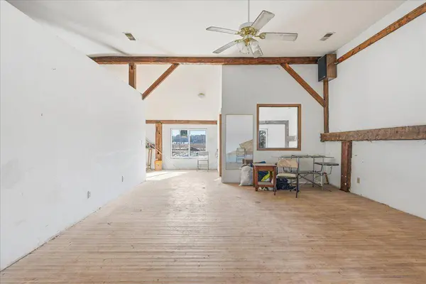 905 120th ST, Roberts, WI 54023