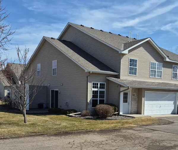 611 Meadow LN, Somerset, WI 54025