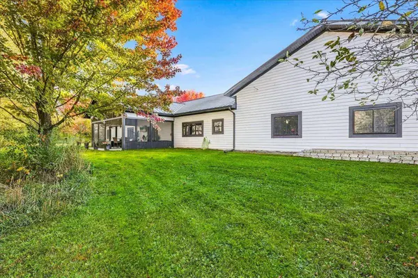 2221 County Rd DD, Baldwin, WI 54002