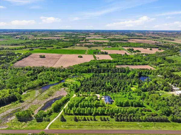 2221 County Rd DD, Baldwin, WI 54002