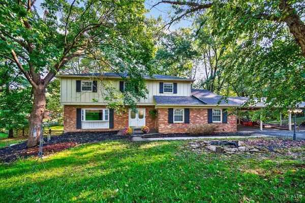 5702 Sherwood Dr, Miami Twp, OH 45150