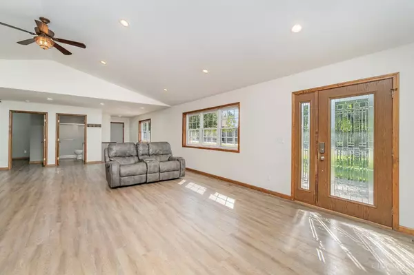 1295 Hales Branch Rd, Jefferson Twp, OH 45148