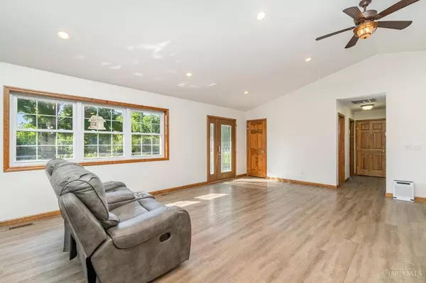 1295 Hales Branch Rd, Jefferson Twp, OH 45148