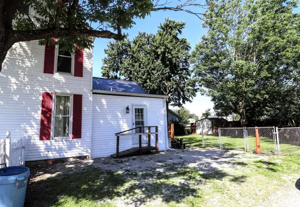 509 Cherry St, Blanchester, OH 45107