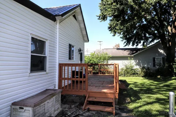 509 Cherry St, Blanchester, OH 45107