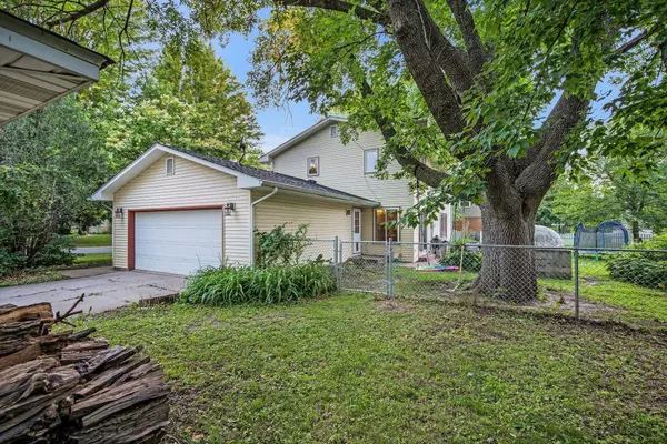 1301 Washington ST, Northfield, MN 55057