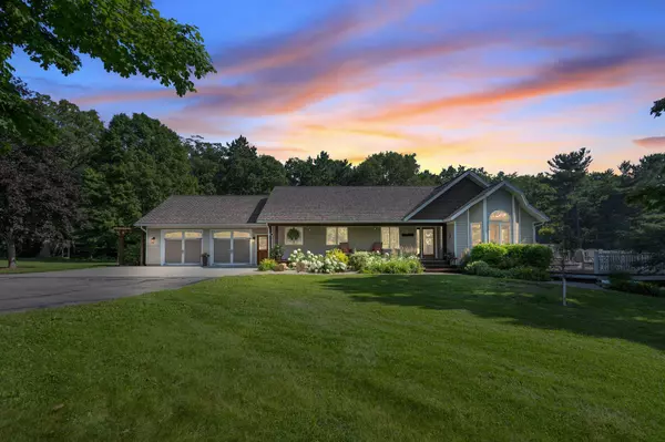 W5902 490th AVE, Ellsworth, WI 54011