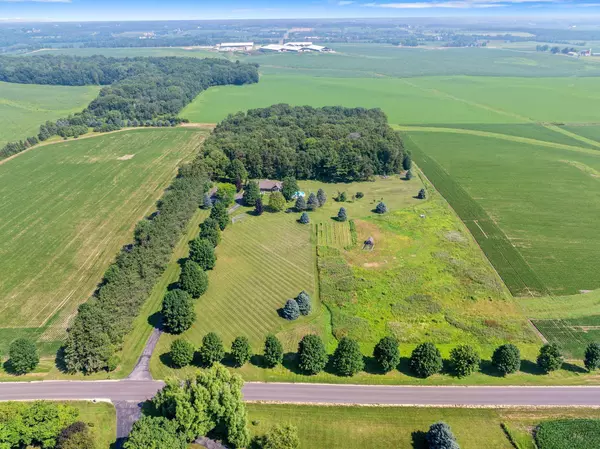 W5902 490th AVE, Ellsworth, WI 54011