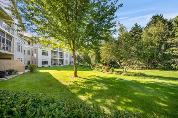 5200 Pathways AVE #105, White Bear Lake, MN 55110