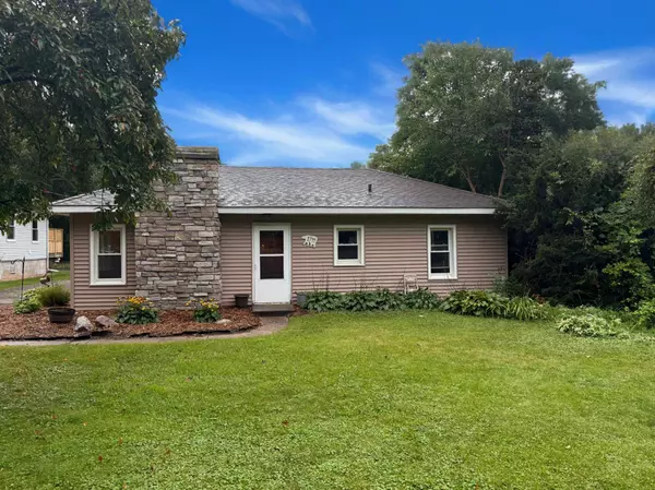 1744 Birch Lake AVE, White Bear Lake, MN 55110