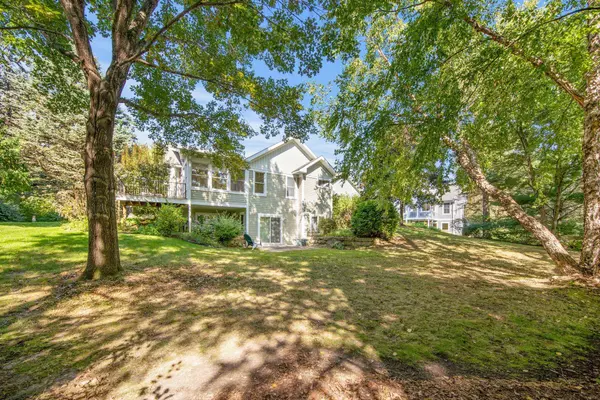 4644 Linden TRL N, Lake Elmo, MN 55042