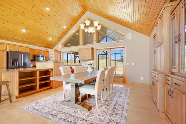 1477 85th ST, Saint Joseph Twp, WI 54017