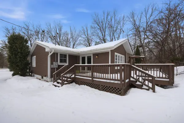6661 Pine ST, Columbus, MN 55014