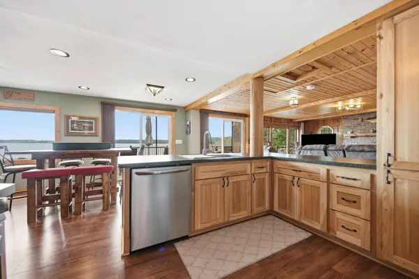 18649 S Bay LN, Pine City, MN 55063
