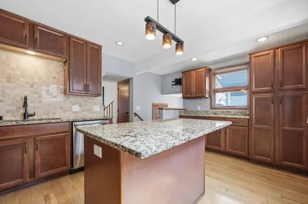 2258 11th ST, Saint Paul, MN 55110