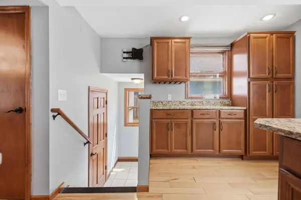 2258 11th ST, Saint Paul, MN 55110
