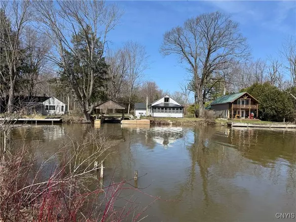 8434 Tuttle RD, Bridgeport, NY 13030