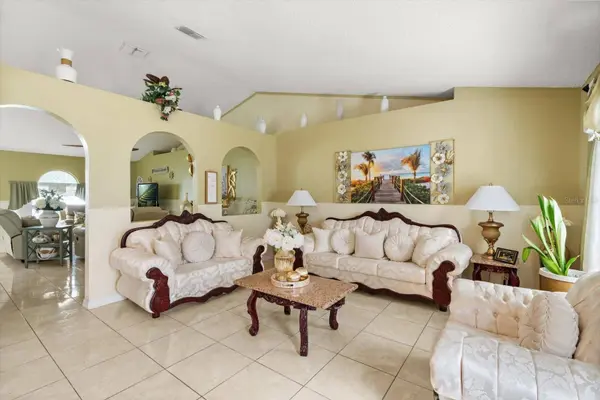 1356 DUNBARTON CT, Kissimmee, FL 34758