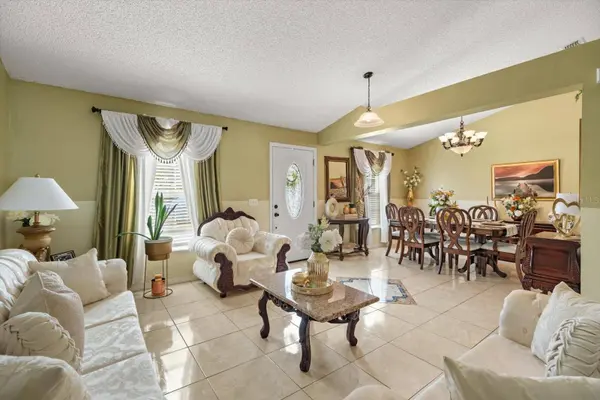 1356 DUNBARTON CT, Kissimmee, FL 34758