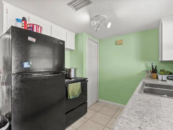 4045 CASTLEGATE DR, Orlando, FL 32839