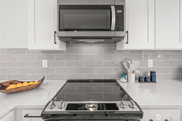 12225 Roseberg AVE S #9, Seattle, WA 98168