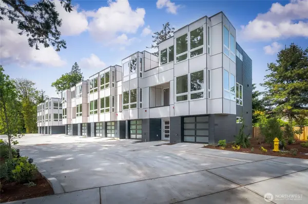 12225 Roseberg AVE S #9, Seattle, WA 98168