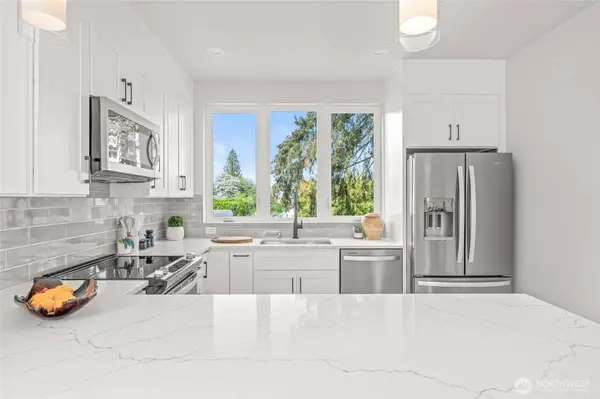 12225 Roseberg AVE S #9, Seattle, WA 98168